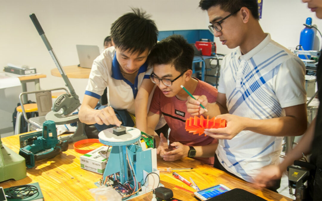 Engineering Education in Vietnam Transformed by Hands-On Projects